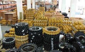 Распродажа складских остатков запчастей на гусеничную технику  Город Уфа